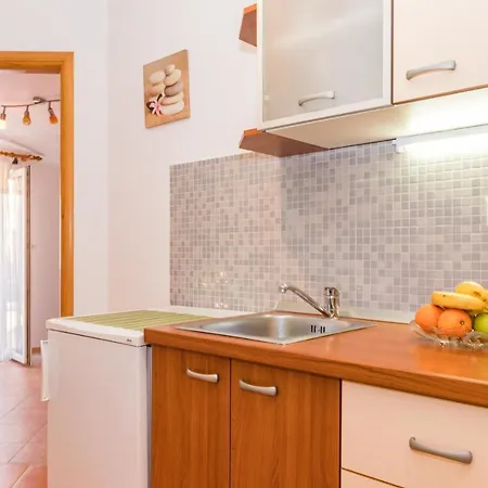 Cozy With Beautiful Views Apartmán *